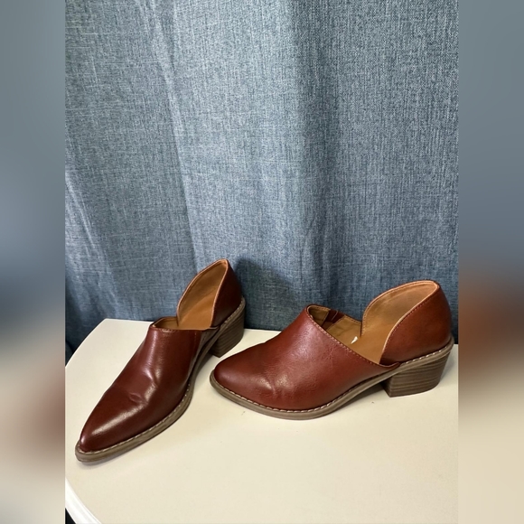 Universal Thread Womens Size 6.5 Rylie Cut Out Ankle Bootie Cognac Brown Boots - Picture 4 of 7